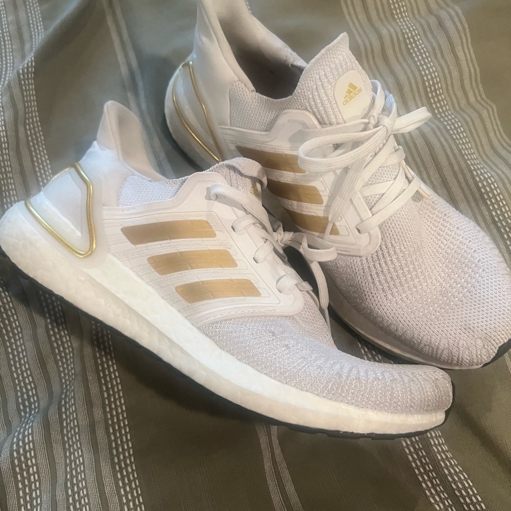 Adidas White and Gold Sneakers